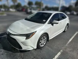 Toyota Corolla 2026 LE Sedán de 4 puertas