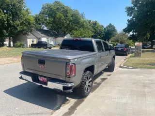 GMC Sierra 1500 2017 4x4 SLT 4p Cab de Tripulacion Crew 5.8 ft. CB
