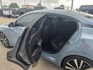Nissan Sentra 2025 SV 4dr Sedán