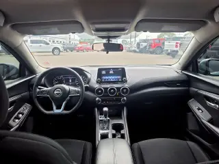 Nissan Sentra 2025 SV 4dr Sedán