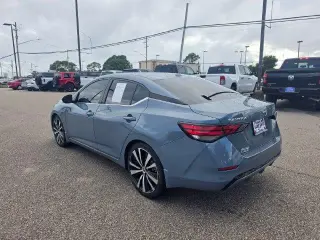 Nissan Sentra 2025 SV 4dr Sedán