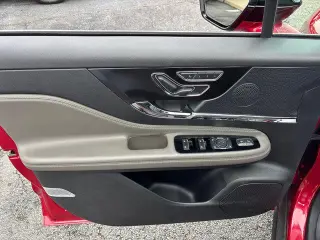 Lincoln Corsair 2024 AWD Premiere 4p SUV