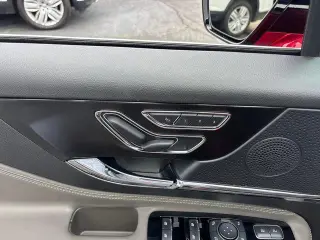 Lincoln Corsair 2024 AWD Premiere 4p SUV