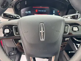 Lincoln Corsair 2024 AWD Premiere 4p SUV