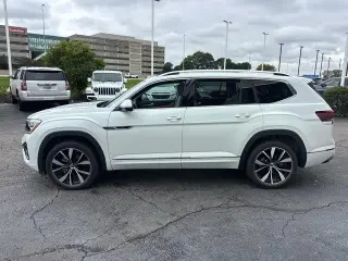 Volkswagen Atlas 2025 AWD SEL Premium R-Line 4Motion SUV de 4 puertas