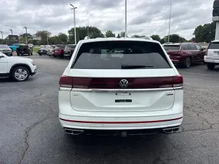 Volkswagen Atlas 2025 AWD SEL Premium R-Line 4Motion SUV de 4 puertas
