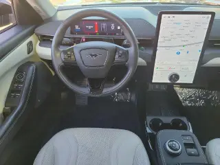 Ford Mustang Mach-E 2023 Premium 4dr SUV