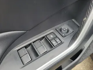 Toyota RAV4 2024 XLE Premium 4p SUV