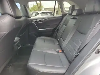 Toyota RAV4 2024 XLE Premium 4p SUV