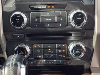 Ford F-150 2018 4x4 Lariat 4dr SuperCrew 5.5 ft. SB