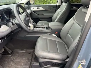 Ford Explorer 2026 AWD Active 4dr SUV