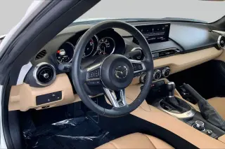 Mazda MX-5 Miata RF 2025 Grand Touring 2dr Convertible 6M