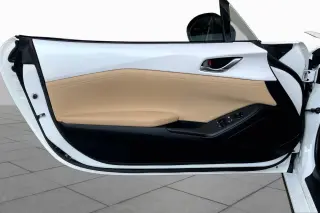 Mazda MX-5 Miata RF 2025 Grand Touring 2dr Convertible 6M