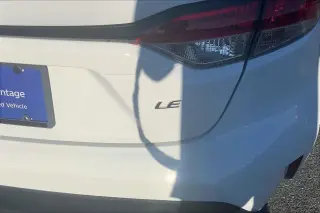 Toyota Corolla 2025 LE 4p Sedan
