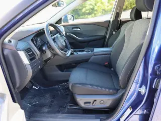 Nissan Rogue 2023 AWD SV Cross Over 4 puertas