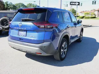 Nissan Rogue 2023 AWD SV Cross Over 4 puertas