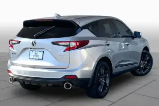 Acura RDX 2023 4p SUV con paquete A-SPEC