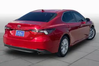 Toyota Camry 2023 LE 4dr Sedán