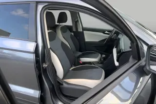 Volkswagen Taos 2025 S 4dr SUV