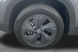 Volkswagen Taos 2025 S 4dr SUV