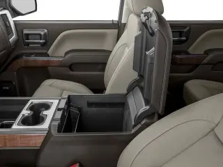 GMC Sierra 1500 2017 4x4 SLT 4p. Cabina de Tripulación 5.8 ft. Caja Corta