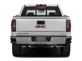 GMC Sierra 1500 2017 4x4 SLT 4p. Cabina de Tripulación 5.8 ft. Caja Corta