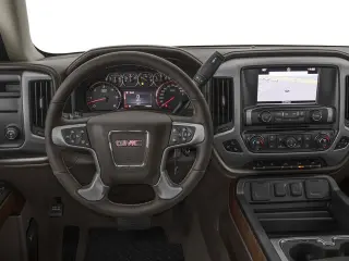 GMC Sierra 1500 2017 4x4 SLT 4p. Cabina de Tripulación 5.8 ft. Caja Corta