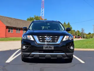Nissan Pathfinder 2019