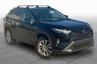 Toyota RAV4 2025 XLE Premium 4dr SUV