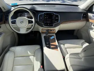 Volvo XC90 2020