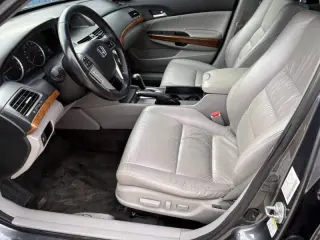 Honda Accord 2011