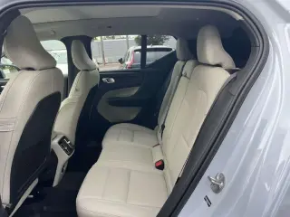Volvo XC40 2026 AWD B5 Plus 4dr SUV