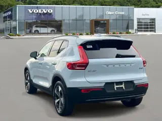 Volvo XC40 2026 AWD B5 Plus 4dr SUV