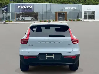 Volvo XC40 2026 AWD B5 Plus 4dr SUV