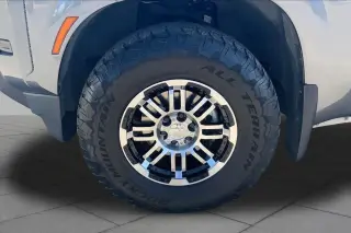 Nissan Frontera 2022 4x4 S 4p. Cabina de Tripulación 5 pies de CB