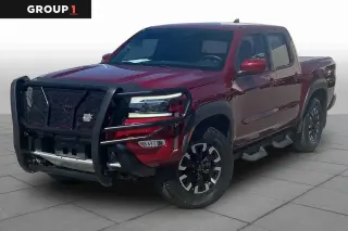 Nissan Frontier 2022 4x4 PRO-4X 4p Puerta trasera Cabina de tripulació́n 5 ft. SB