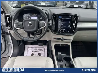 Volvo XC40 2021 AWD T5 Momentum SUV 4 puertas