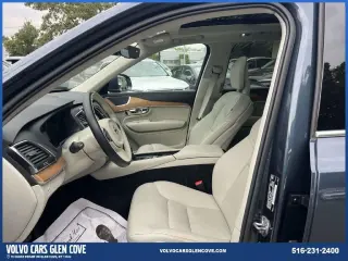 Volvo XC90 2021 AWD T6 Momentum 7-Pasajeros 4p SUV