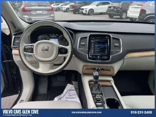 Volvo XC90 2021 AWD T6 Momentum 7-Pasajeros 4p SUV
