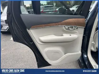 Volvo XC90 2021 AWD T6 Momentum 7-Pasajeros 4p SUV