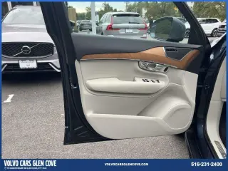 Volvo XC90 2021 AWD T6 Momentum 7-Pasajeros 4p SUV