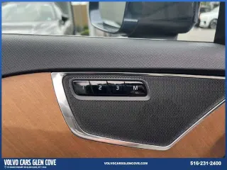 Volvo XC90 2021 AWD T6 Momentum 7-Pasajeros 4p SUV