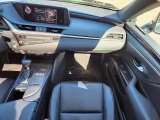2020 Lexus ES 350