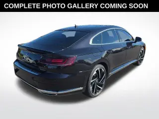 Volkswagen Arteon 2023 AWD SEL Premium R-Line 4Motion 4p Sedan