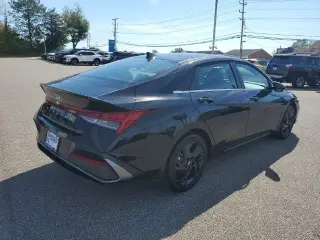 Hyundai ELANTRA 2026 SEL Sport Premium 4p Sedan