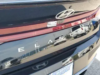 Hyundai ELANTRA 2026 SEL Sport Premium 4p Sedan