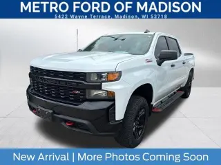 Chevrolet Silverado 1500 2021 4x4 Custom Trail Boss 4dr Crew Cab 5.8 ft. SB