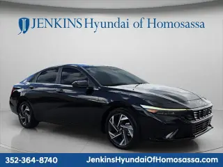 Hyundai ELANTRA 2024 SEL 4p Sedan