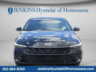 Hyundai ELANTRA 2024 SEL 4p Sedan