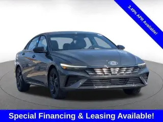 Hyundai ELANTRA 2026 SEL Sport Premium 4dr Sedán